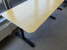 Bekant rašomasis stalas