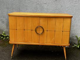 Vintazine mid-century komodele