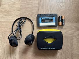 Sony Walkman ausinukai is kolekcijos
