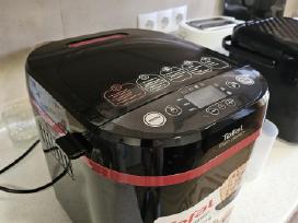 Parduodu duonos kepimo mašiną Tefal