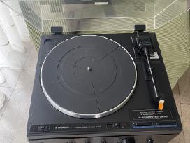 Pioneer stiprintuvas ir vinilo grotuvas