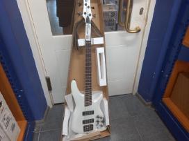 Ibanez bosine gitara