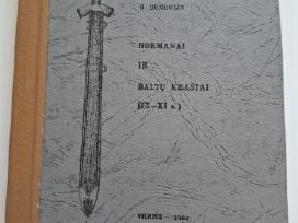B. Dundulis. Normanai ir baltų kraštai (IX-xi a.)