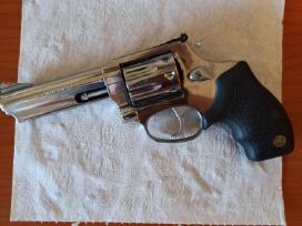 Revolveris Taurus 941 22wmr