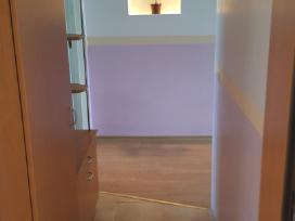 Ilgalaikei nuomai išnuomoja tvarkingą, 2k butą