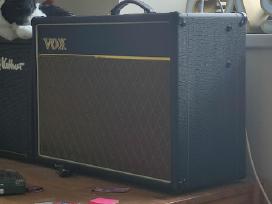 Vox Ac15cc1 gitaros kubas