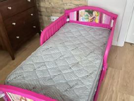 „Disney Princess“ vaikiška lovytė geros būklės.