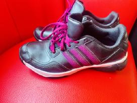 Adidas kedukai