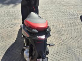 Parduodu Aprila Sr 50