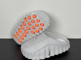 Nike Mind pilkos šlepetės