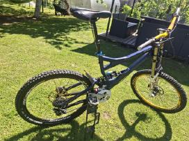 Specialized enduro dviratis