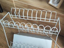 Metalinis pastatomas meškerių laikiklis