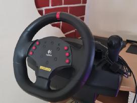 Logitech Momo Racing vairas