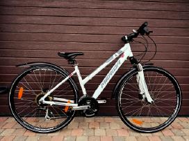 Merida Crossway ir Raleigh Rushour mot dviračiai