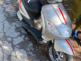 Piaggio Fly 125