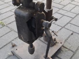 Senovinės gręžimo staklės