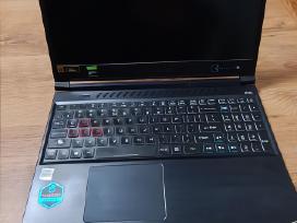 Predator Helios 300