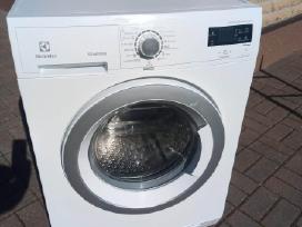 Electrolux skalbimo mašina su garų f-ja