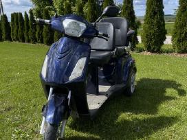Elektrinis triratis motoroleris