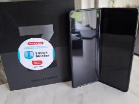 Samsung Galaxy Z Fold 3