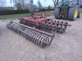 Diskinis skutikas 4m, plugas kverneland