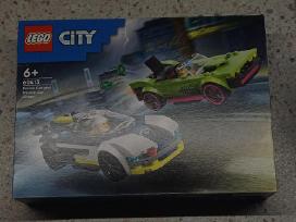 Lego City 60415 Police Car and Muscle Car Chase