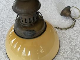 Industrinio rustic klasikinio stiliaus