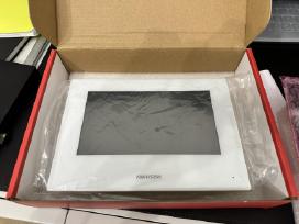 Hikvision monitorius telefonspynei