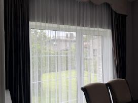 Prabangios klasikinės užuolaidos su lambrekenais