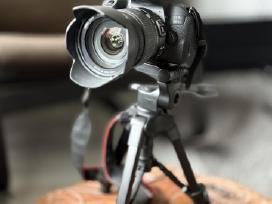 Canon 800d pilnas komplektas