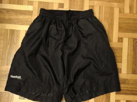 Reebok maudimosi sortai berniukui