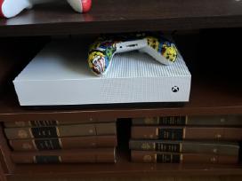Parduodu xbox one s 1tb