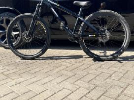 Mongoose Fireball dirt jump dviratis