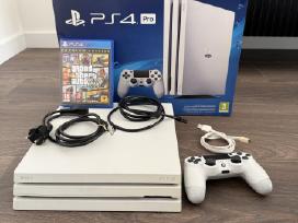 Playstation 4 Pro 4 TB SSD + Gta V