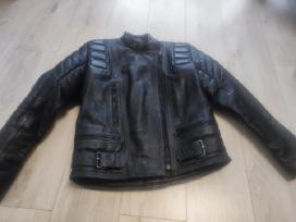 Klasikinė moto striukė