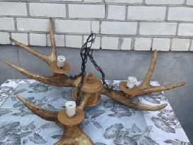 Šviestuvas iš briedžio ragų