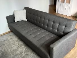 Beveik nauja, pilka išskleidžiama sofa/lova