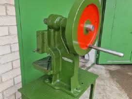 Mechaninis ekscentrinis presas