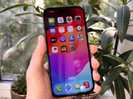 iPhone 15 Black