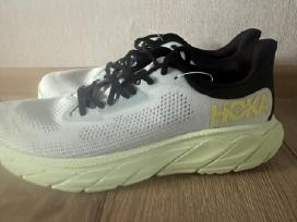 Hoka begimo batai