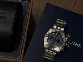 Breitling Chronomat B01 44mm