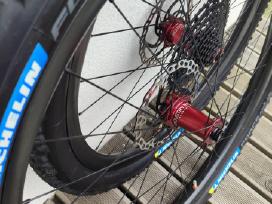 Mcarbon anglies pluošto ratai