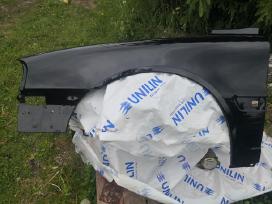 Volvo s80kaires puses sparnas. juodas.