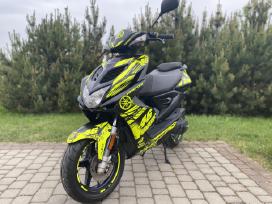 Yamaha Aerox 50cc, motoroleriai / mopedai