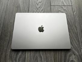 MacBook Air M3 15-inch