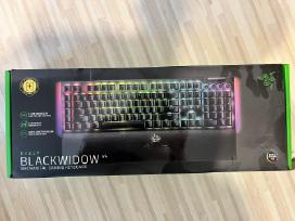 Razer Blackwidow v4 klaviatūra