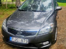 Parduodu automobilį Kia Ceed