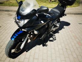 Suzuki gsf650