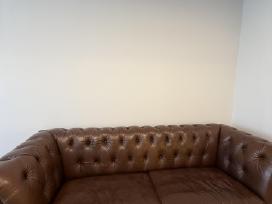 Prabangi skandinaviška odinė Furninova sofa