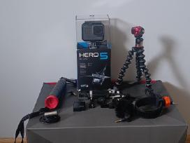 Parduodu go pro hero 5 black su priedais